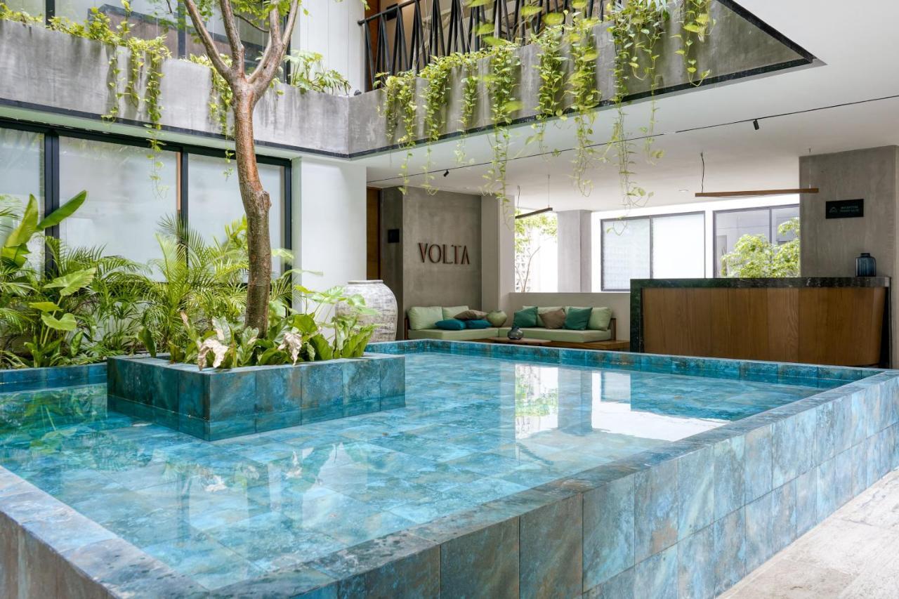 Hotel Volta 212 *